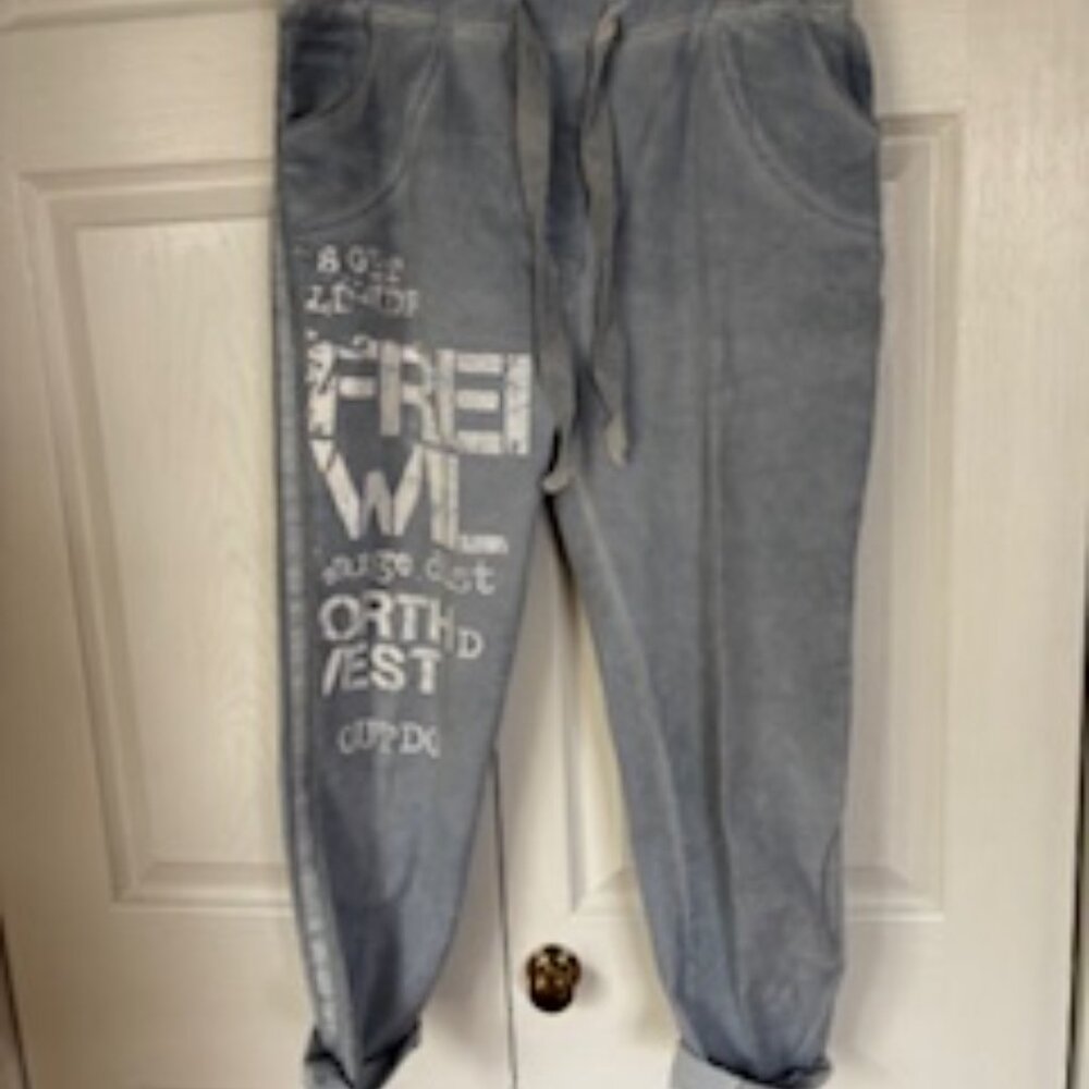 Lightweight Made in Italy Spring Pants